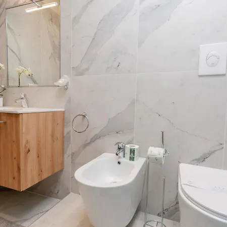 Апартаменты Vivimi - Bligny Luxury House *