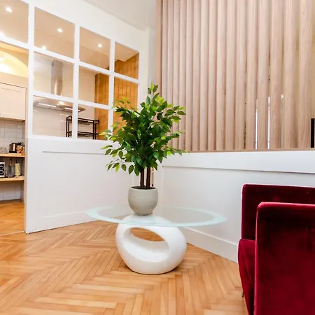 Vivimi - Bligny Luxury House Милан